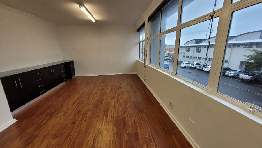 To Let commercial Property for Rent in Paarden Eiland Western Cape